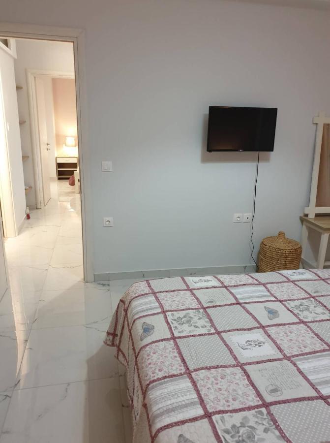 Eytyhias Yard Apartments In Poros Pórosz Kültér fotó