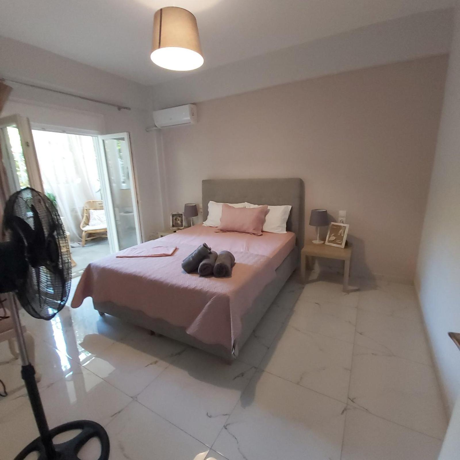 Eytyhias Yard Apartments In Poros Pórosz Kültér fotó