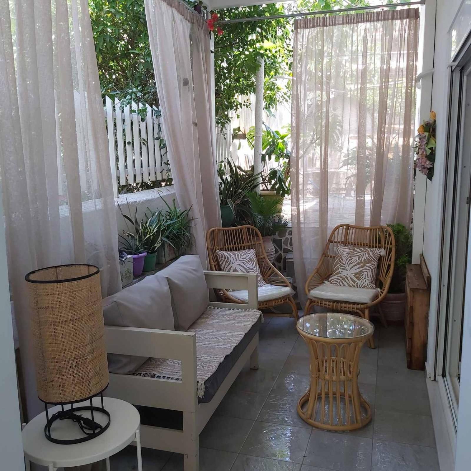 Eytyhias Yard Apartments In Poros Pórosz Kültér fotó